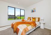 Urgent sale, 19 Catalina Avenue, Rosehill, Auckland