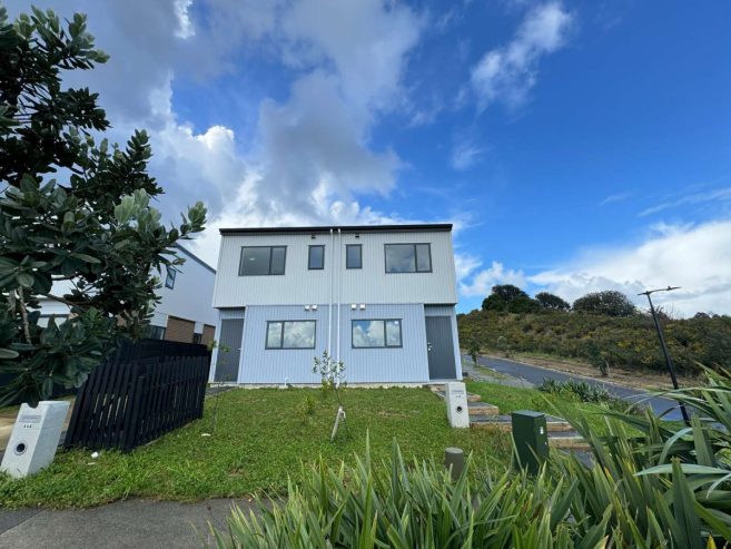 64A Crestview Rise Papakura, Auckland