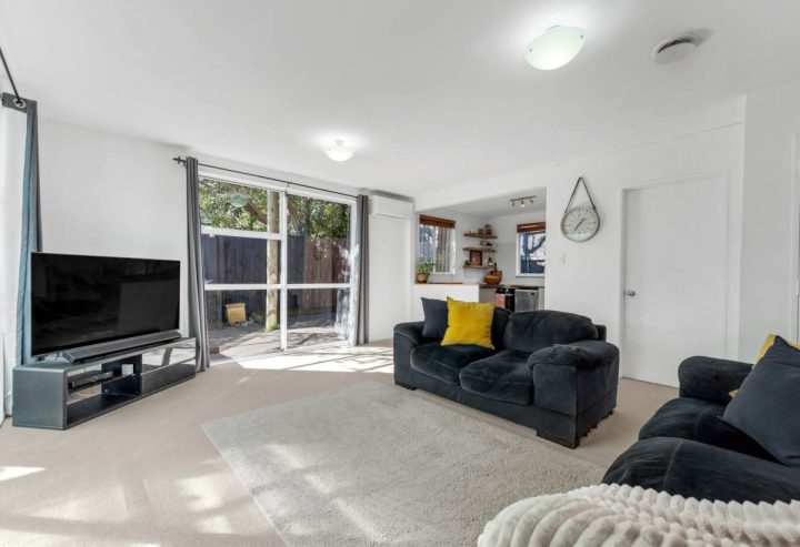 2/55 Rodney Street, Howick, Auckland