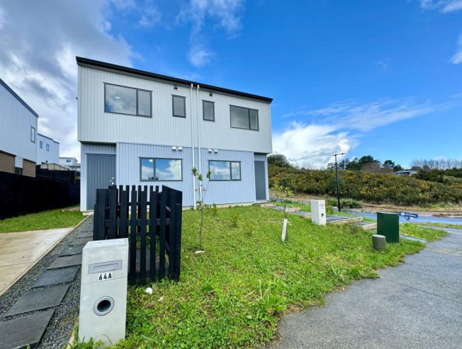 64B Crestview Rise Papakura, Auckland