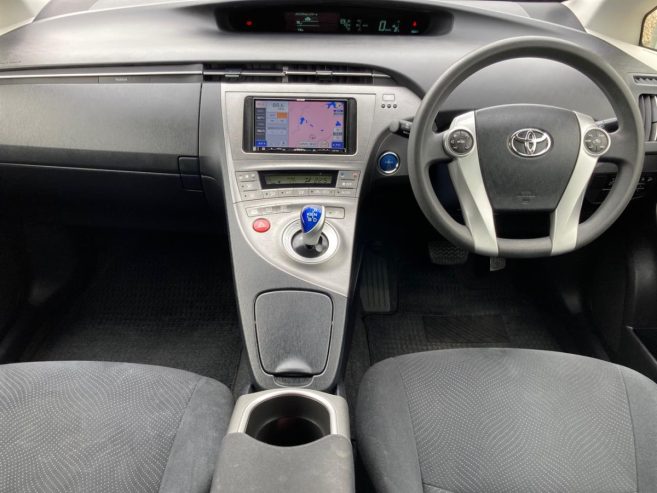 2014 Toyota Prius 1.8 Type S Facelift, 1800cc, Hybrid, 5 Door, Hatchback, Automatic, Front Wheel, 97,434km