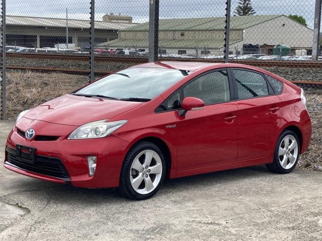 2014 Toyota Prius 1.8 Type S Facelift, 1800cc, Hybrid, 5 Door, Hatchback, Automatic, Front Wheel, 97,434km