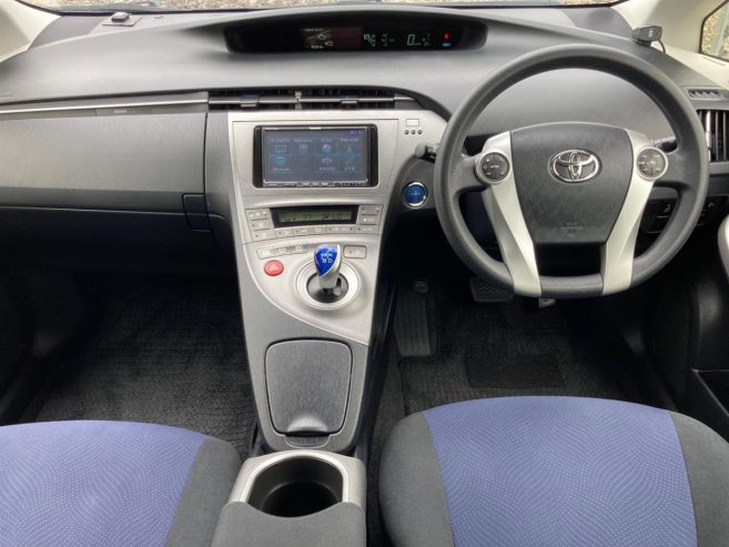 2014 Toyota Prius 1.8 Type S Facelift, 1800cc, Hybrid, 5 Door, Hatchback, 5 Seats, Automatic, Front Wheel, 95,262km