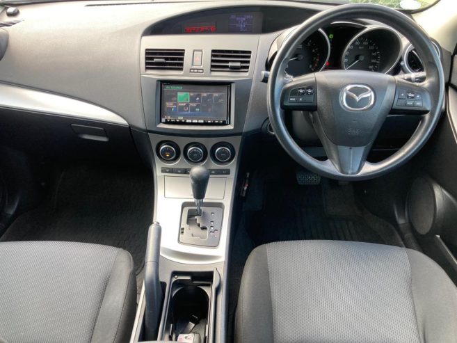 2010 Mazda Axela 20S with i-stop, 2000cc, Petrol, 5 Door, Hatchback, Automatic, Front Wheel, 102,972km