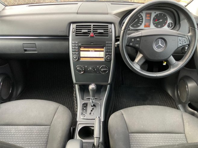 2011 Mercedes-Benz B180 Low Kilometers., 1700cc, Petrol, 5 Door, Hatchback, Automatic, Front Wheel, 71,206km