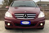 2011 Mercedes-Benz B180 Low Kilometers., 1700cc, Petrol, 5 Door, Hatchback, Automatic, Front Wheel, 71,206km