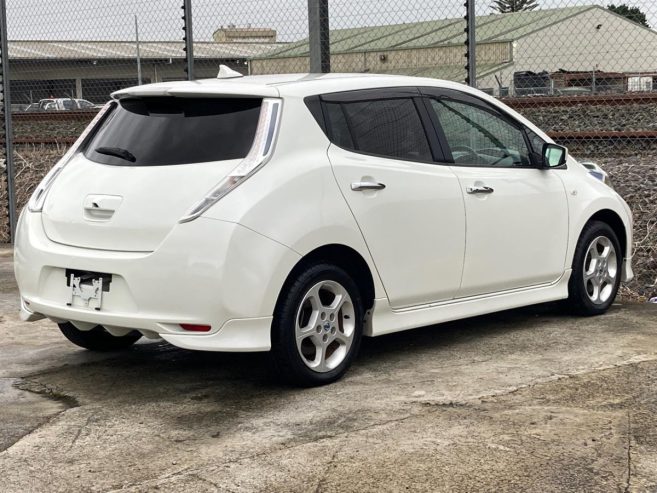 2016 Nissan Leaf 30X Aero Package, Electric, 5 Door, Hatchback, Automatic, Front Wheel, 96,153km