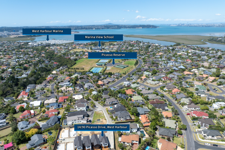 90 Picasso Drive, West Harbour, NZ Auckland