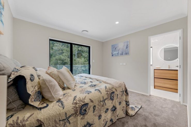 2E Hughs Way, Flat Bush, Auckland