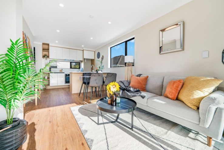 Premium Location, 4/3 Royal View Road, Te Atatu South, Auckland