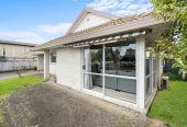 1/14 William Roberts Road, Pakuranga, Auckland