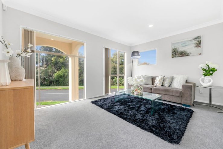 97 Baverstock Road, Flat Bush, Auckland