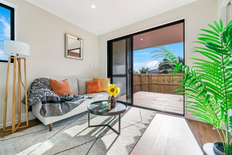 5/3 Royal View Road, Te Atatu South, Auckland