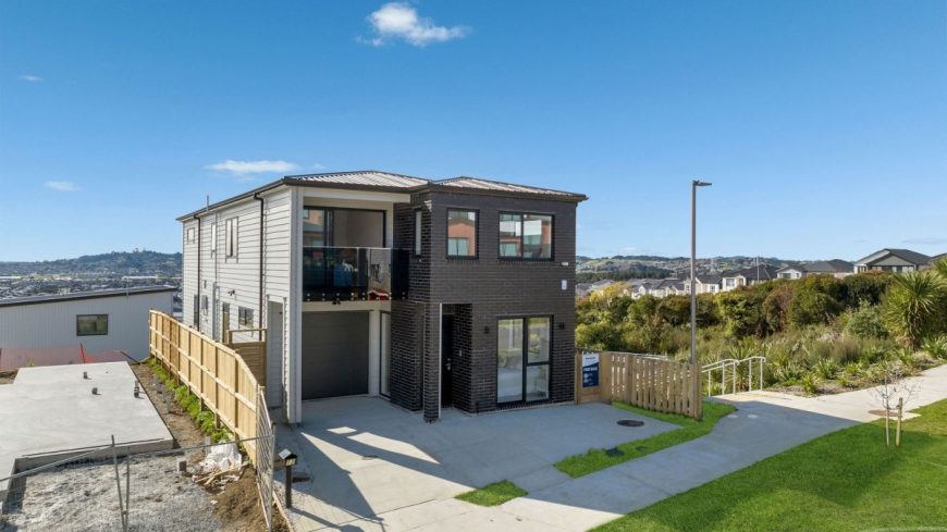 12 Elevation Street, Flat Bush, Auckland