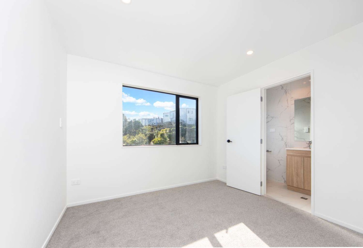 49A Crestview Rise Papakura, Auckland