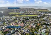 6/3 Royal View Road, Te Atatu South, Auckland