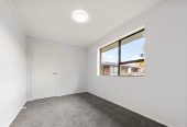 Newly Renovated Home in Macleans Zone, 2/21 Jillteresa Crescent, Half Moon Bay, Auckland