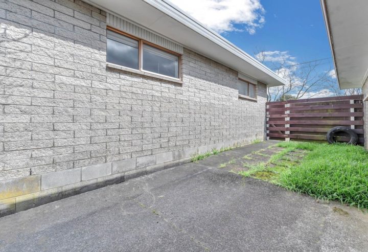 2/47 Overton Road, Papatoetoe, Auckland