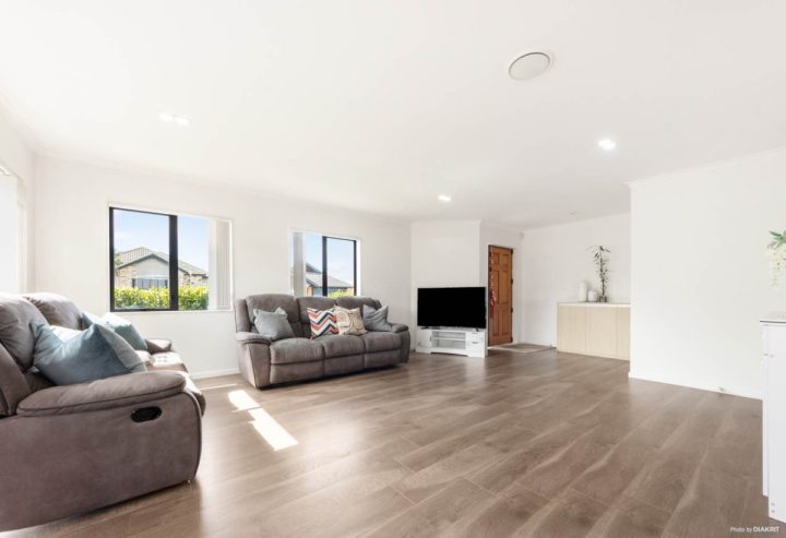 1 Broberg Lane, Flat Bush, Auckland