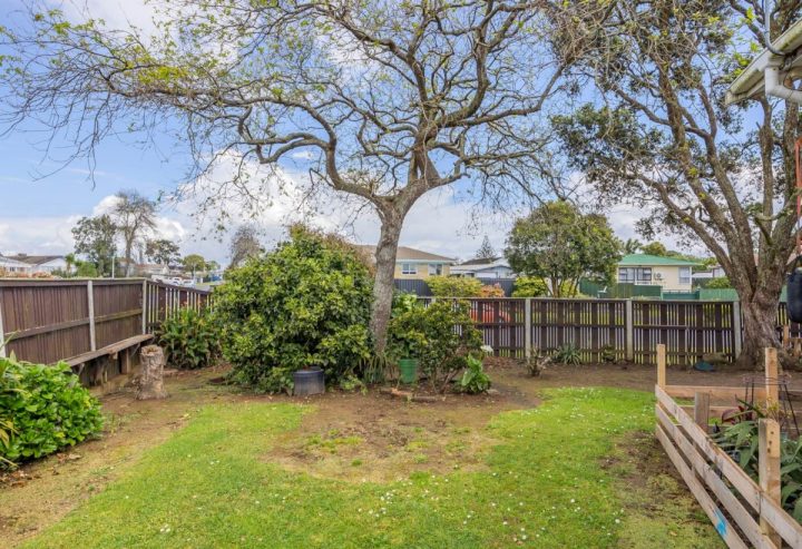 18 Staverton Crescent, Mangere, Auckland