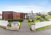 3/15 Bernie Edwards Place, Botany Downs, Auckland