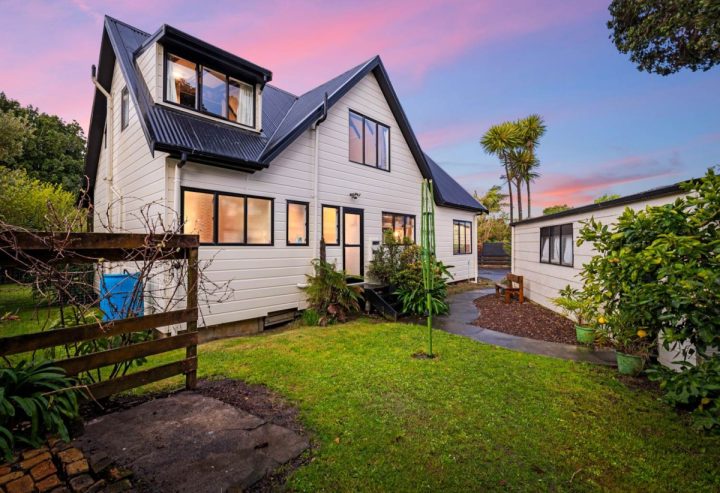 13 Moor Park, Wattle Downs, Auckland