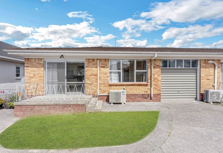 2/52 Birdwood Avenue, Papatoetoe, Auckland