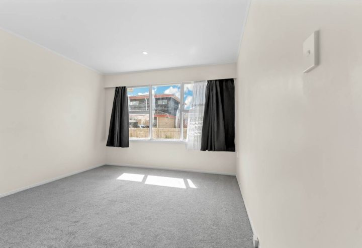 2/52 Birdwood Avenue, Papatoetoe, Auckland