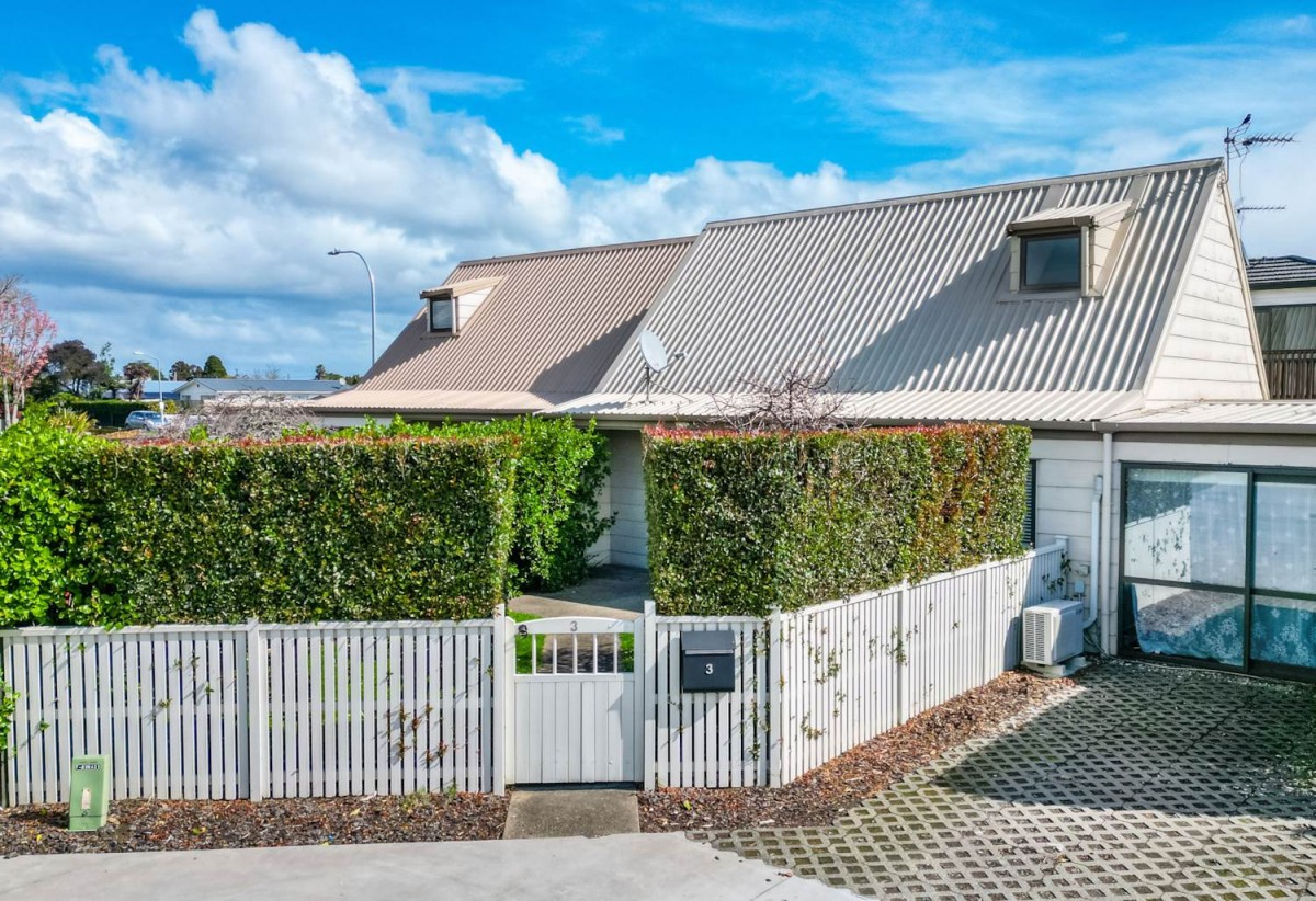 3/58 Manuroa Road, Takanini, Auckland