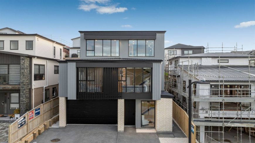 14 Alluvial Street, Flat Bush, Auckland