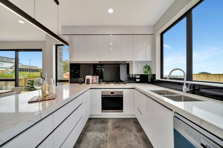 1 Verdant View Avenue, Flat Bush, Auckland