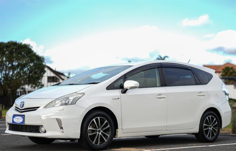 2012 Toyota Prius Alpha 1.8G Cruise Control., 1800cc, Hybrid, 5 Door, Station Wagon, 7 Seats , Automatic, Front Wheel,104,367km