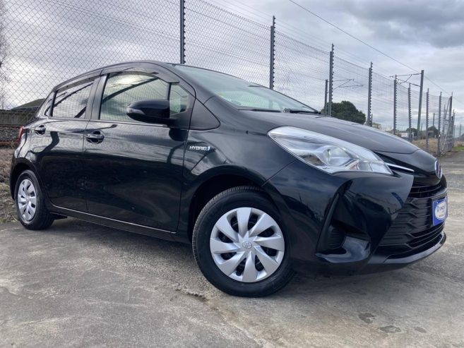 2017 Toyota Vitz 1.5 F Hybrid, 1500cc, 5 Door, Hatchback, 5 Seats, Automatic, 100,798km