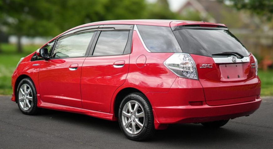 2012 Honda Fit Shuttle 1.3 Hybrid, 5 Door, Station Wagon, 5 Seats (Fabric-Leather Blend), Automatic, Front Wheel, 88,853km