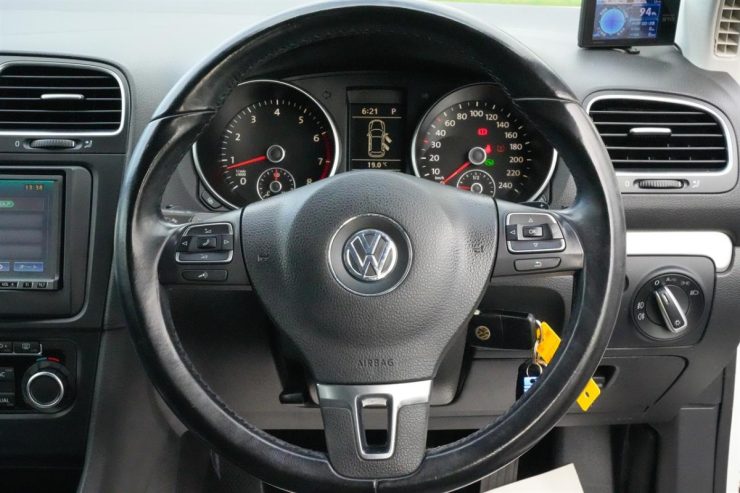 2010 Volkswagen Golf 1.4 TSi Highline Package, 1400cc, Petrol, Hatchback, 5 Seats (Leather), Automatic, 83,030km