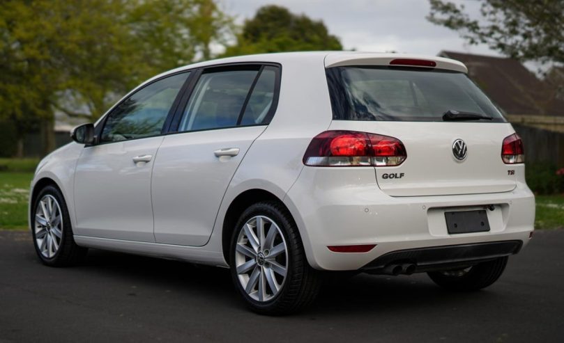 2010 Volkswagen Golf 1.4 TSi Highline Package, 1400cc, Petrol, Hatchback, 5 Seats (Leather), Automatic, 83,030km