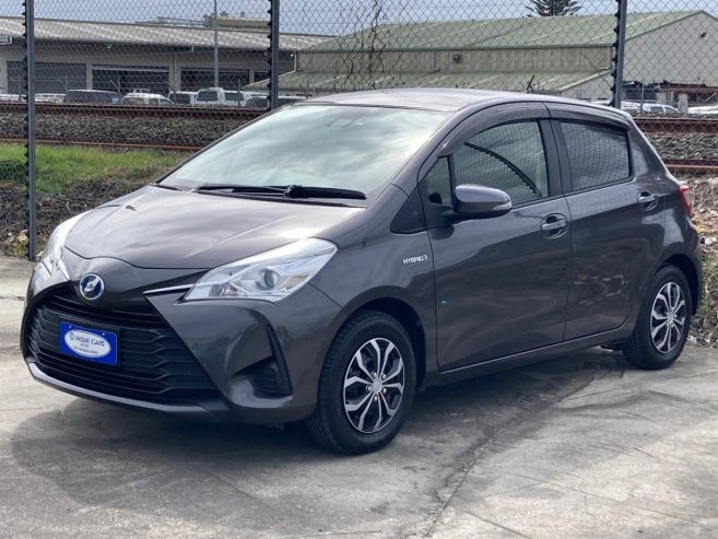 2017 Toyota Vitz 1.5 F Hybrid, 1500cc, 5 Door, Hatchback, 5 Seats, Automatic, 99,199km