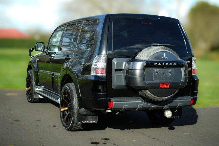 2013 Mitsubishi Pajero 3.2D GR Long Wide, 3200cc, Diesel, 5 Door, RV-SUV, 7 Seats, Automatic, 4WD, 147,579km