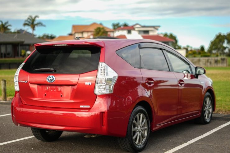 2013 Toyota Prius Alpha 1.8S 7 Seater, 1800cc, Hybrid, 5 Door, Station Wagon, Automatic, Front Wheel, 112,086km