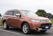 2014 Mitsubishi Outlander 2.4G 4WD 7 Seater, 2400cc, Petrol, 5 Door, SUV, Automatic, 75,593km