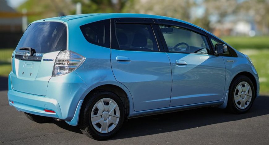 2012 Honda Fit Hybrid Smart Selection, 1300cc, 5 Door, Hatchback, 5 Seats, Automatic, Front Wheel, 87,662km