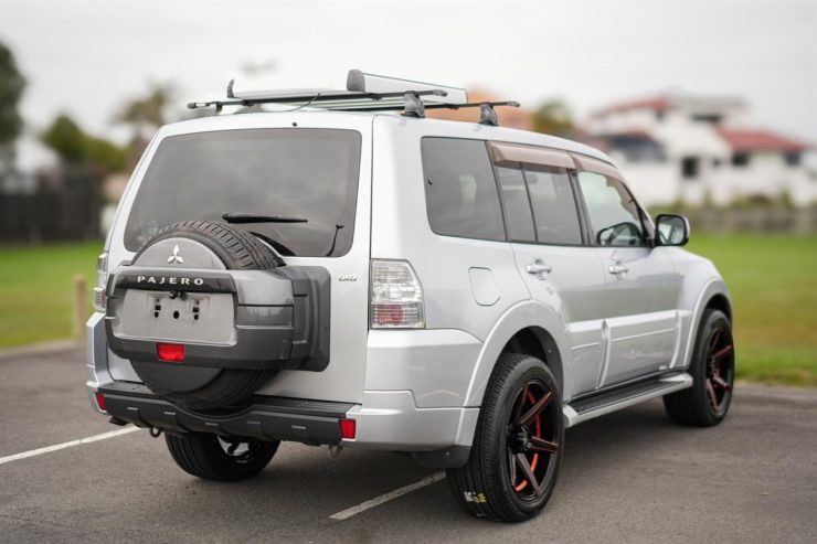 2013 Mitsubishi Pajero 3.2D GR Long Wide, 3200cc, Diesel, 5 Door, RV-SUV, 7 Seats, Automatic, 4WD, 126,483km