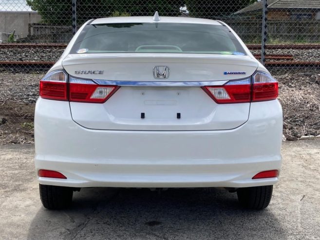 2015 Honda Grace Type LX Hybrid, 1500cc, Hybrid, Sedan, Automatic, Front Wheel, 103,562km