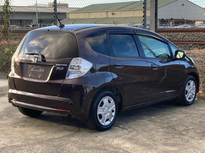 2012 Honda Fit Hybrid Smart Selection, 1300cc, Hatchback, Automatic, 98,052km