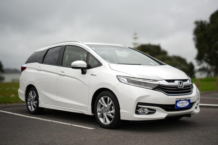 2015 Honda Fit Shuttle 1.5 Hybrid, 1500cc, Station Wagon, 5 Seats, Automatic, Front Wheel, 119,005km