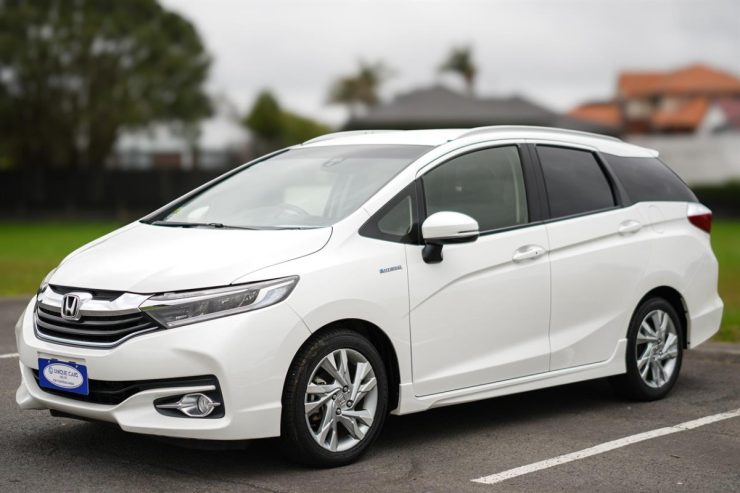 2015 Honda Fit Shuttle 1.5 Hybrid, 1500cc, Station Wagon, 5 Seats, Automatic, Front Wheel, 119,005km