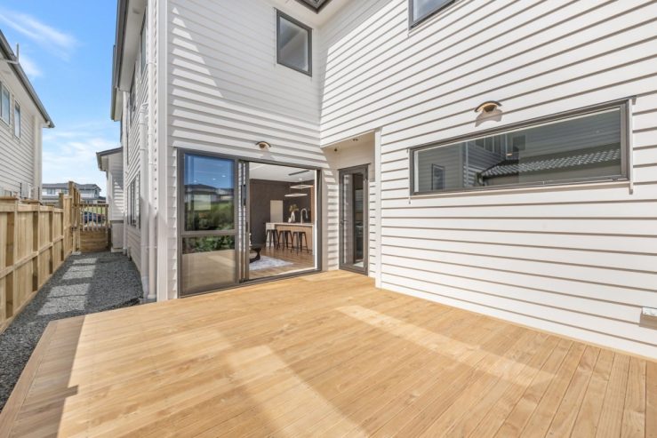 24 Ballyalton Crescent, Flat Bush, Auckland