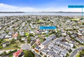 1/7 Gladfield Lane, Te Atatu Peninsula, Auckland