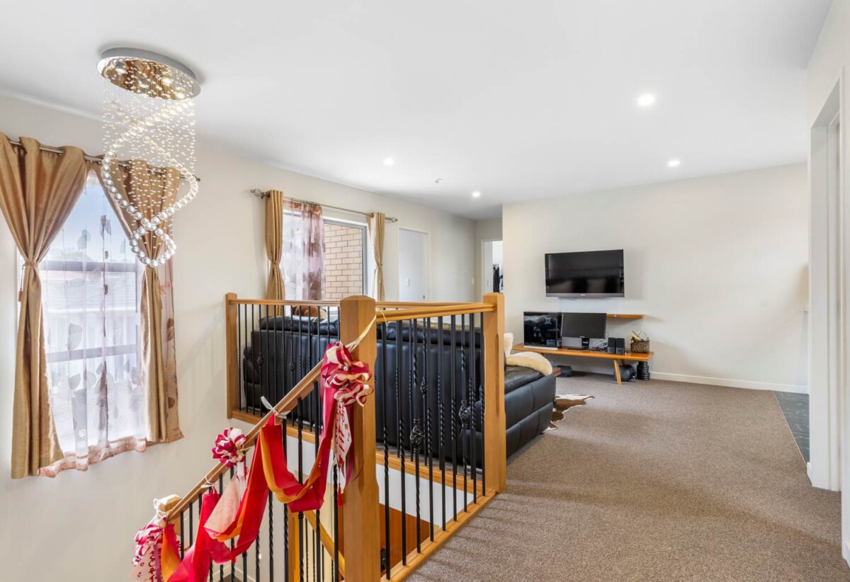 16A Cheam Place, Pakuranga Heights, Auckland
