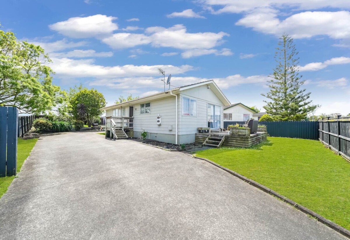 27 Sidey Avenue, Clover Park, Auckland